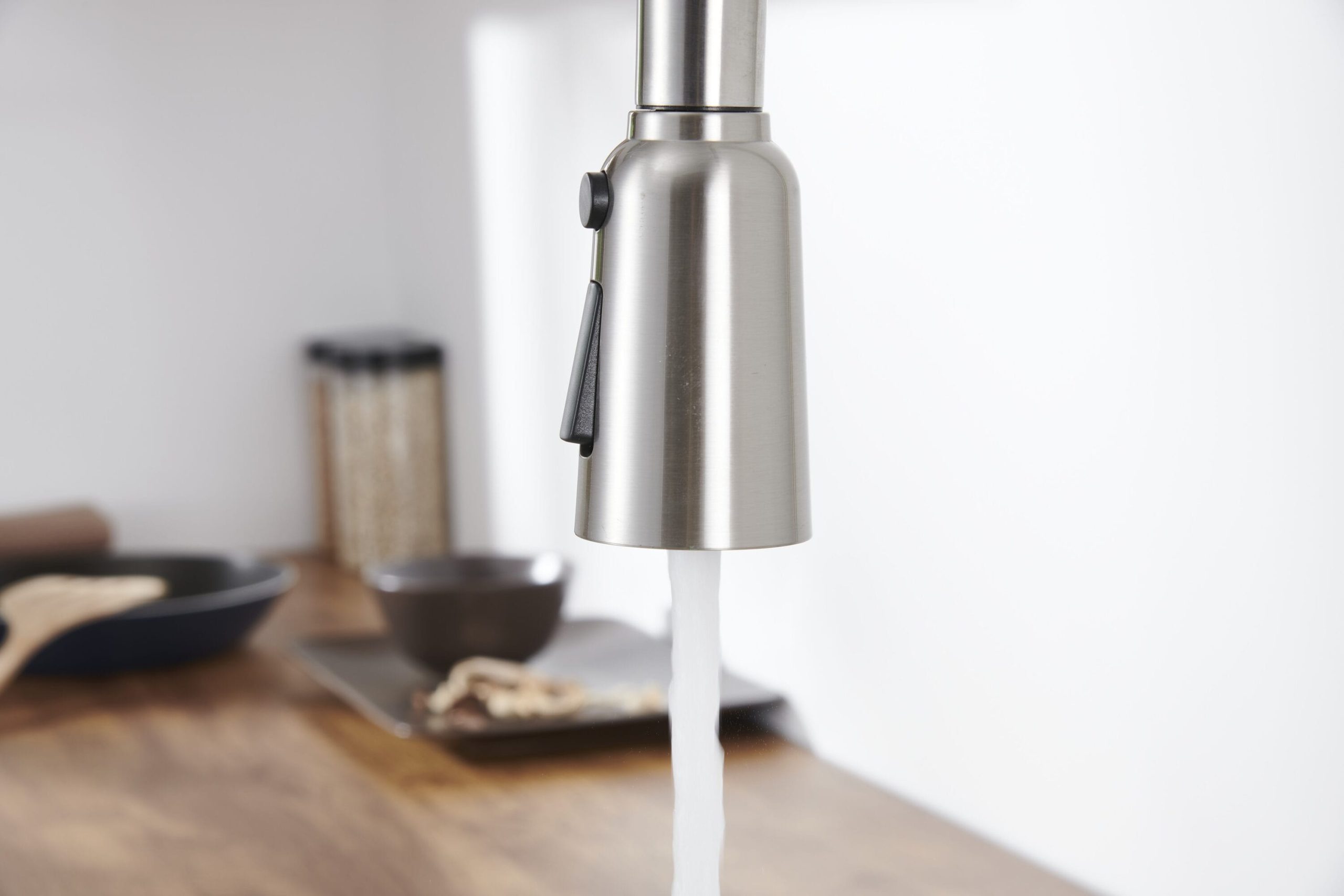 LUXEYARD Kitchen Sink Faucet with Pull Out Sprayer Brushed Nickle Stainless Steel High Arc Kitchen Sink Faucet 3 Way Setting Single Handle Kitchen Faucets with Deck Plate - Image 8