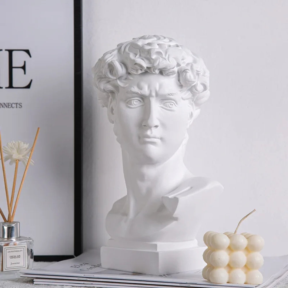 Art Sculpture Renaissance-Inspired Resin 6 Inch - Image 3