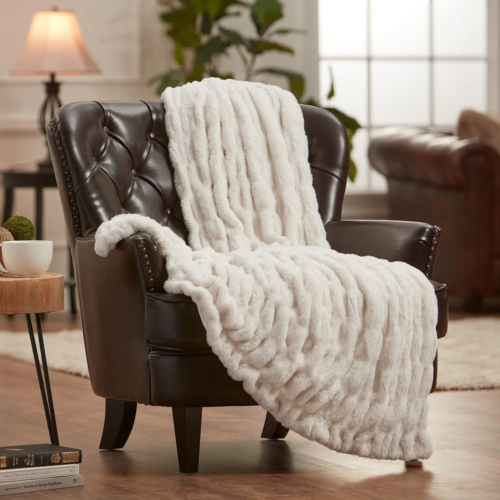 Faux Fur Blanket Reversible Plush & Breathable Fleece - Image 6