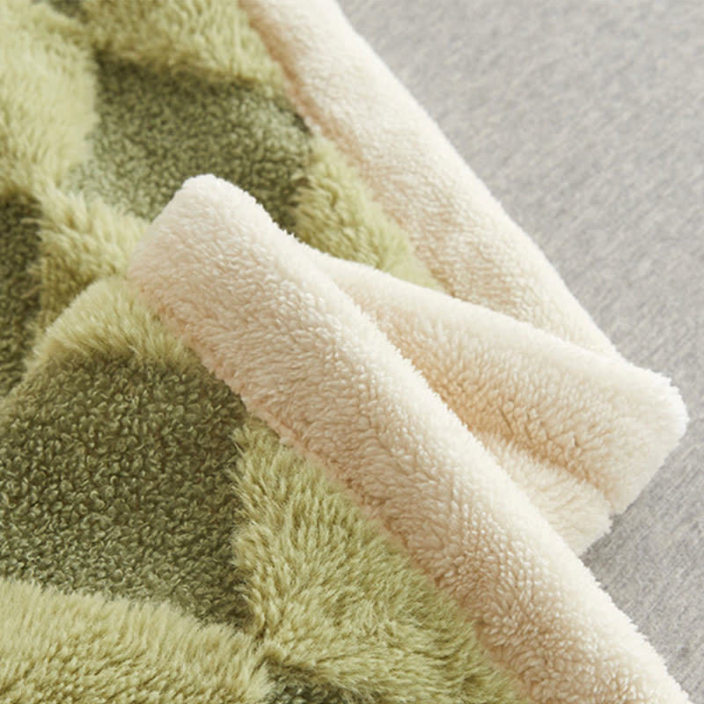 Plush Blanket Soft Microfiber Raised Diamond Pattern - Image 12