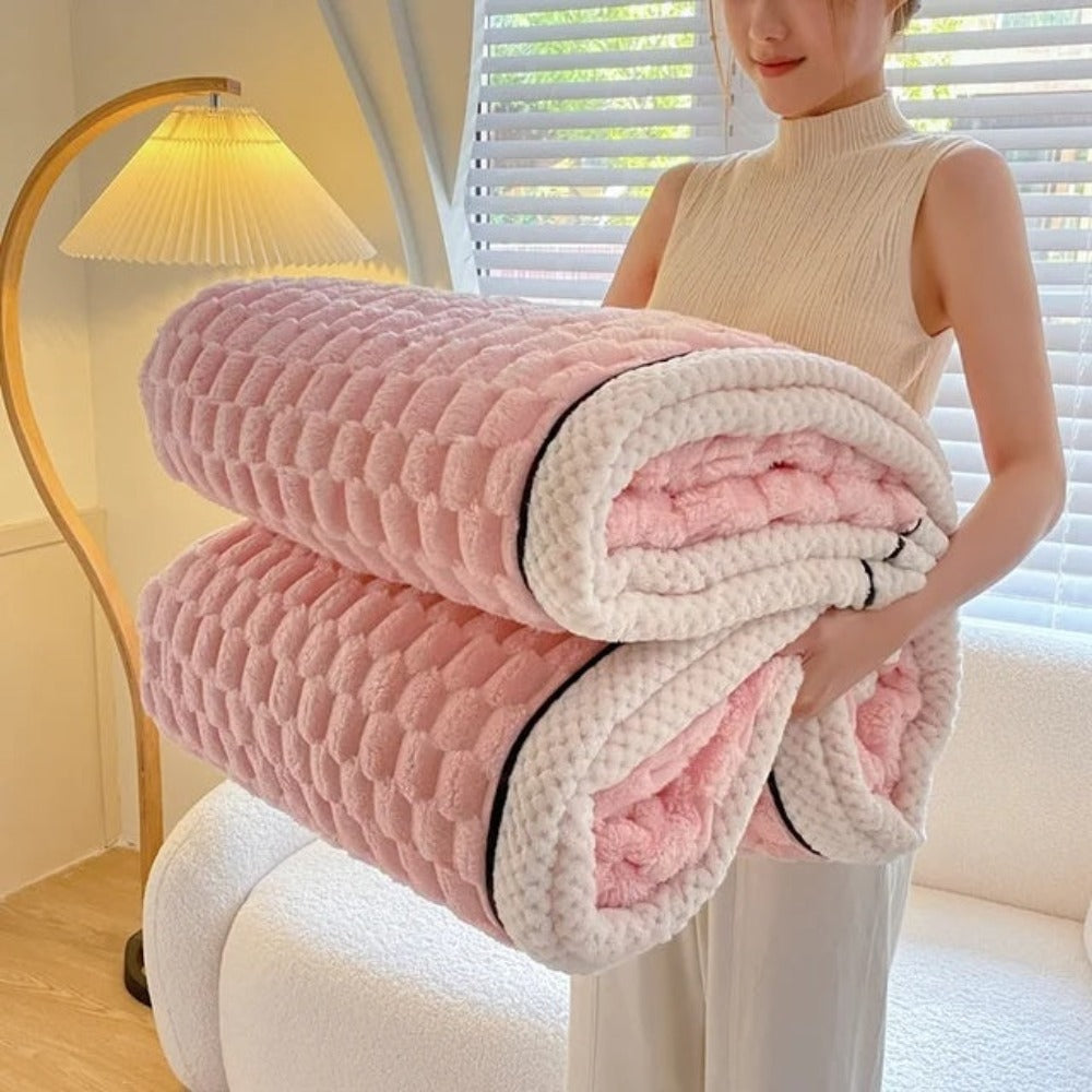 Throw Blanket Bubble-Textured Sherpa Fleece Breathable Year-Round - Image 14